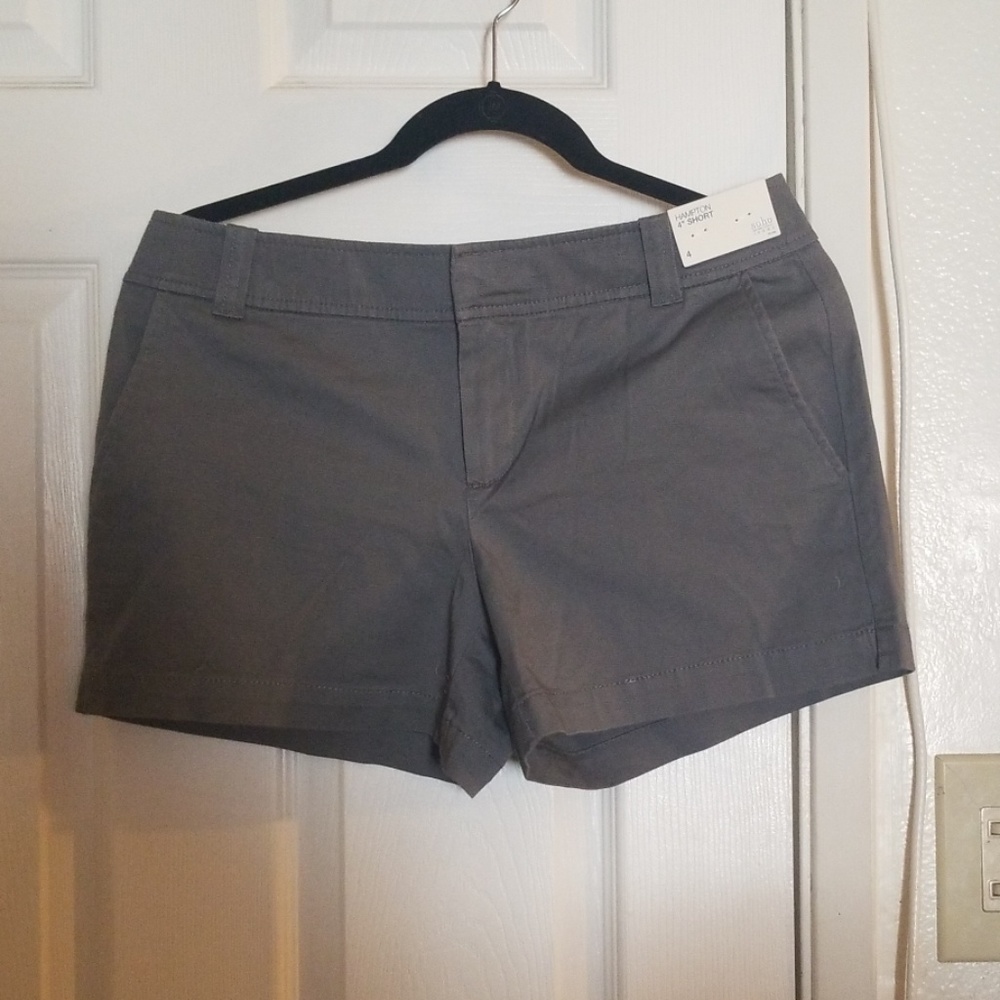Soho size 4 women shorts BRAND NEW!!!